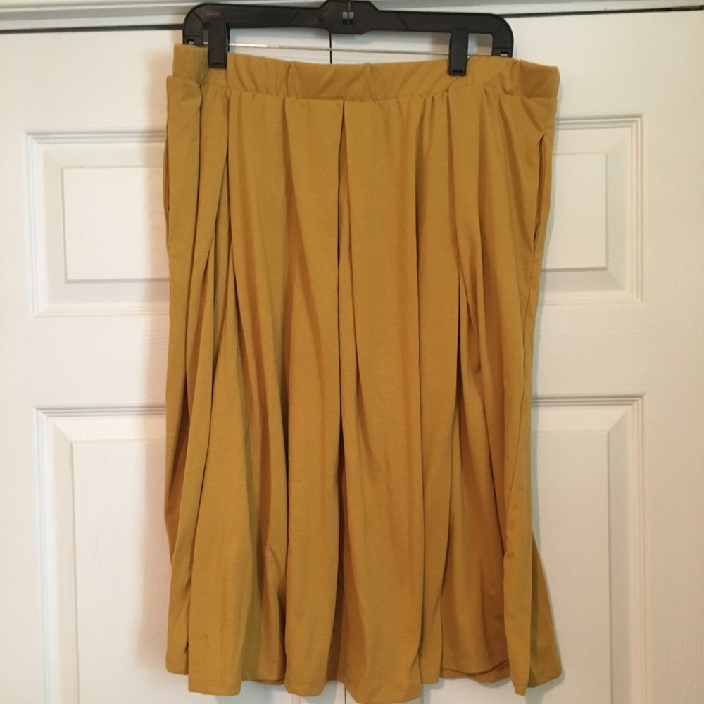 Mustard yellow Madison skirt